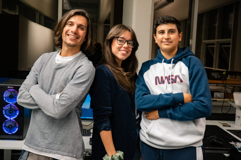 Il lazzo che ce ne frega il Pertini radio