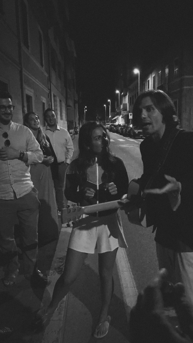 Serenata verticale.00_07_58_03.Still040_B&W-6